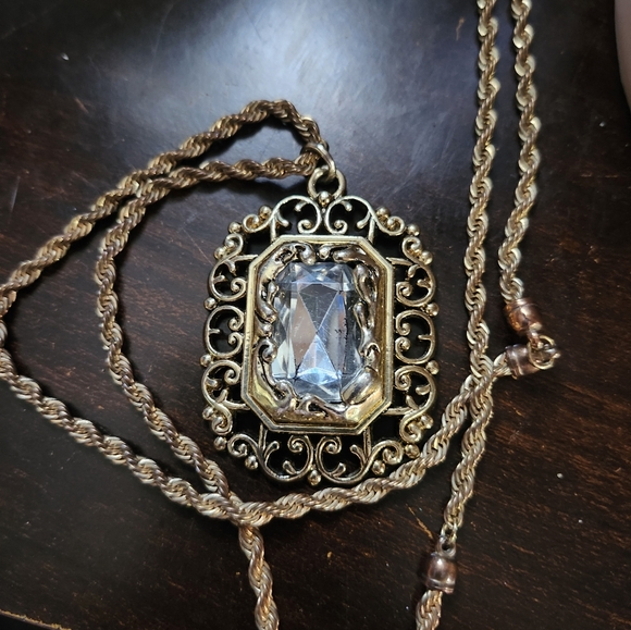 Vintage Large Filigree Crystal Pendant Necklace - Picture 2 of 3